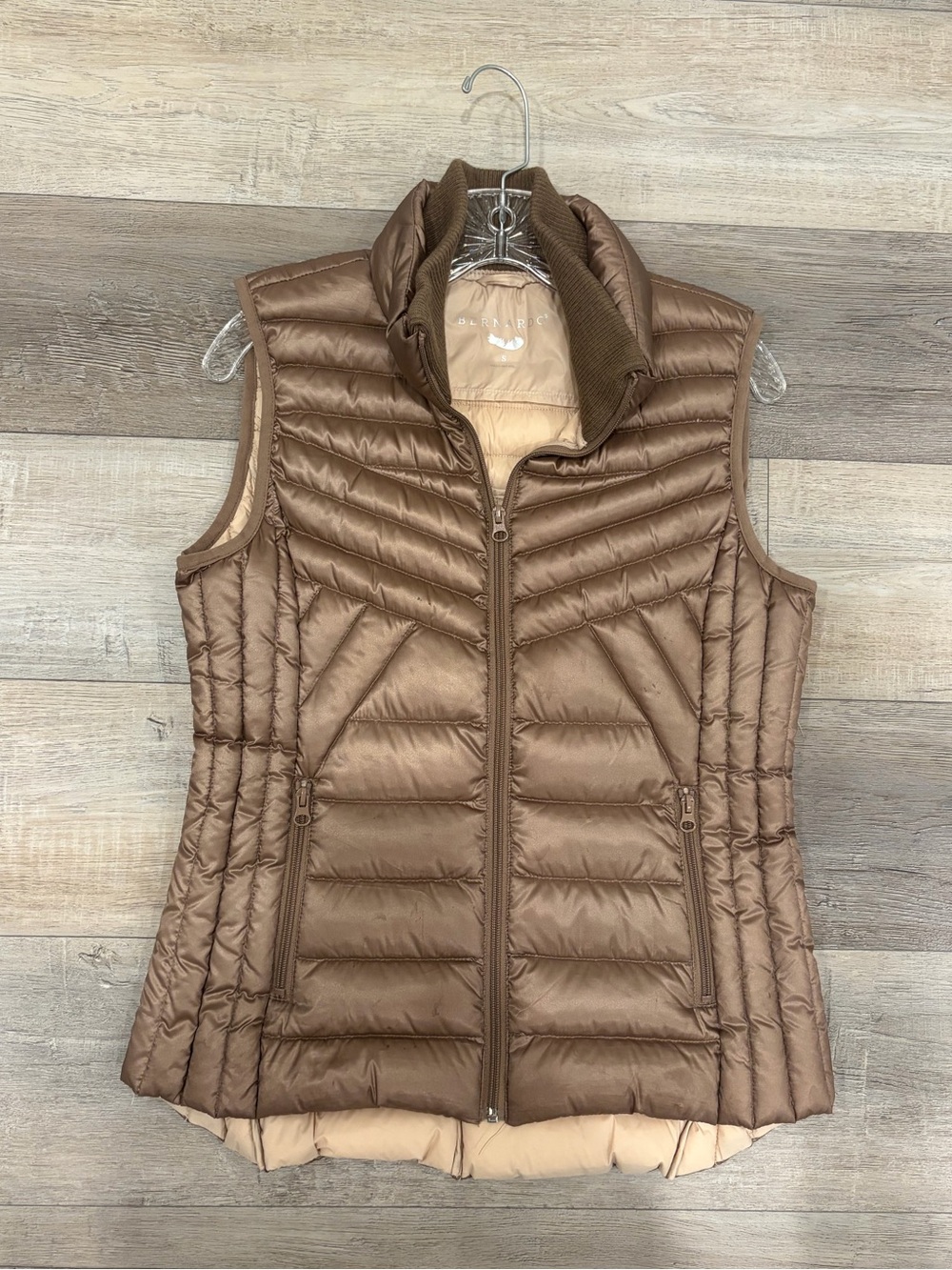 Bernardo Metallic Bronze Down Puffer Vest Size S Quilted Lightweight